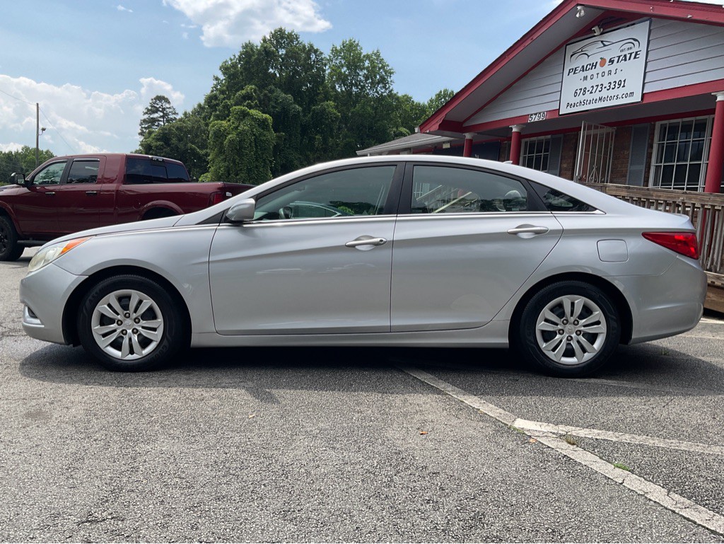 2012 Hyundai Sonata Image 8