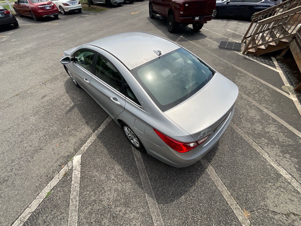 2012 Hyundai Sonata Image 10