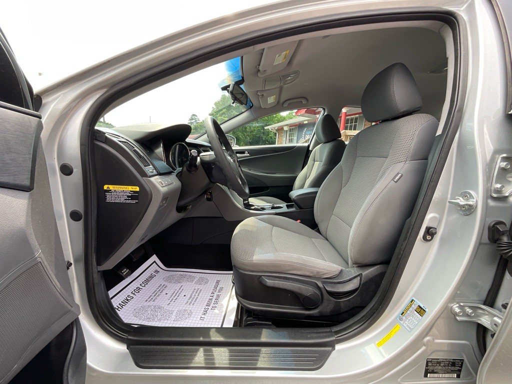 2012 Hyundai Sonata Image 13