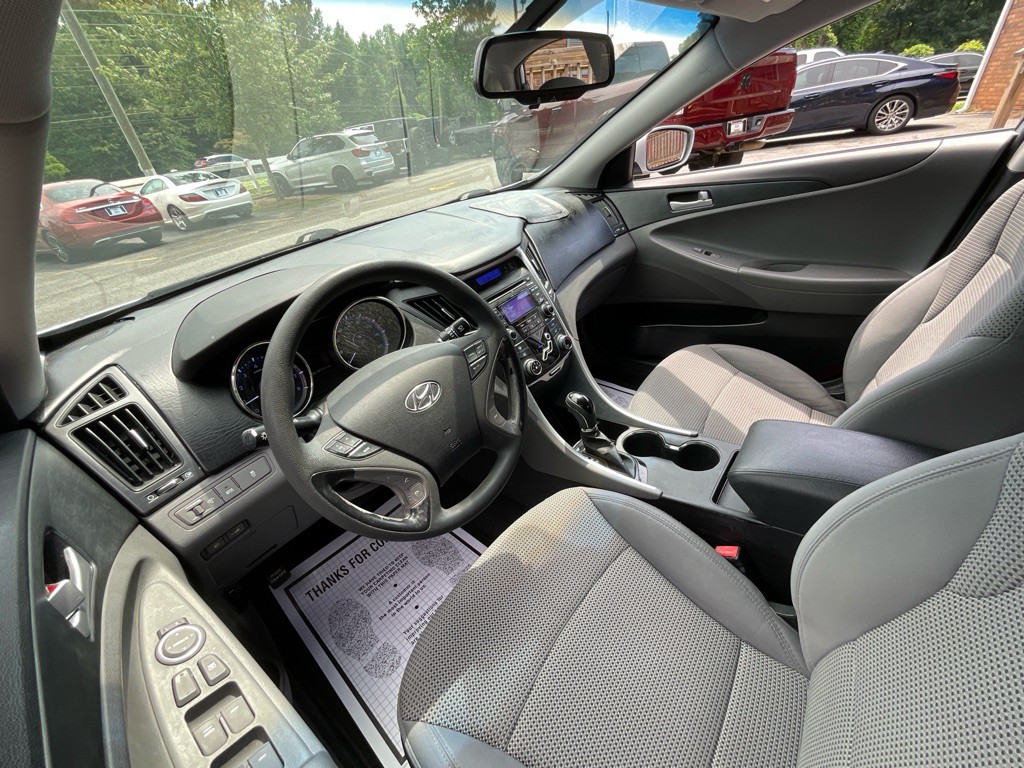 2012 Hyundai Sonata Image 14