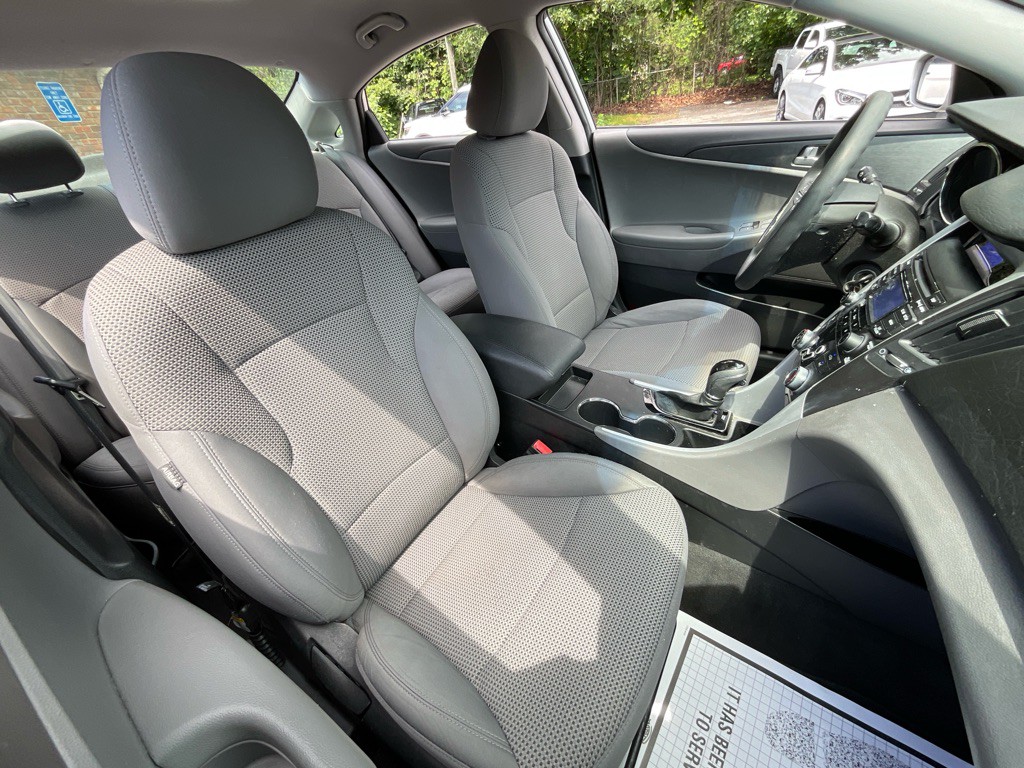 2012 Hyundai Sonata Image 18