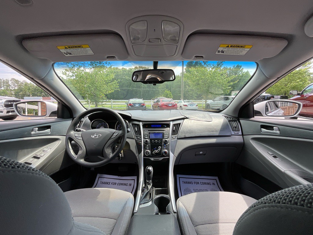 2012 Hyundai Sonata Image 19
