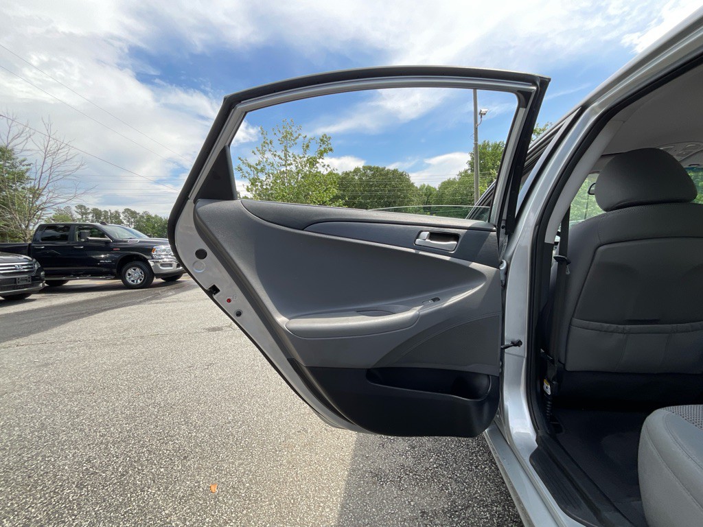 2012 Hyundai Sonata Image 38