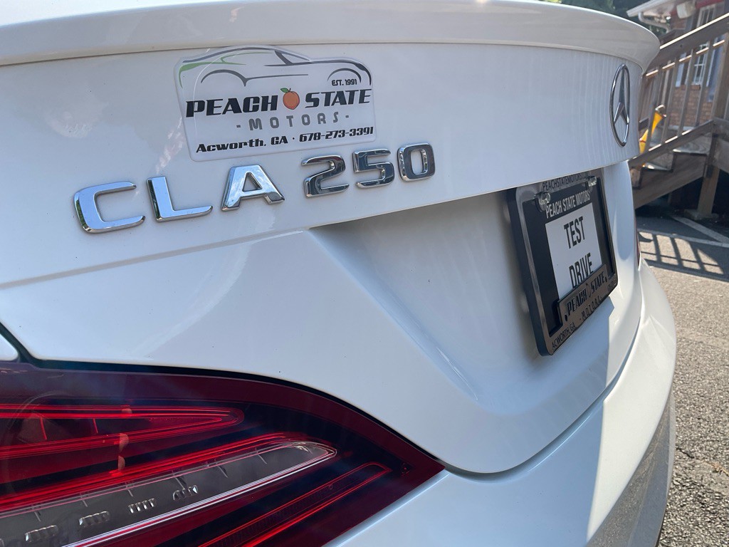2019 Mercedes-Benz CLA-Class Image 9