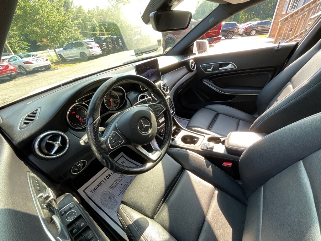 2019 Mercedes-Benz CLA-Class Image 14