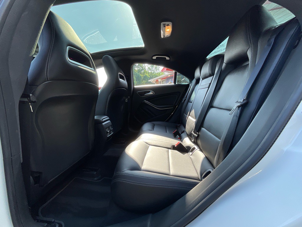 2019 Mercedes-Benz CLA-Class Image 27