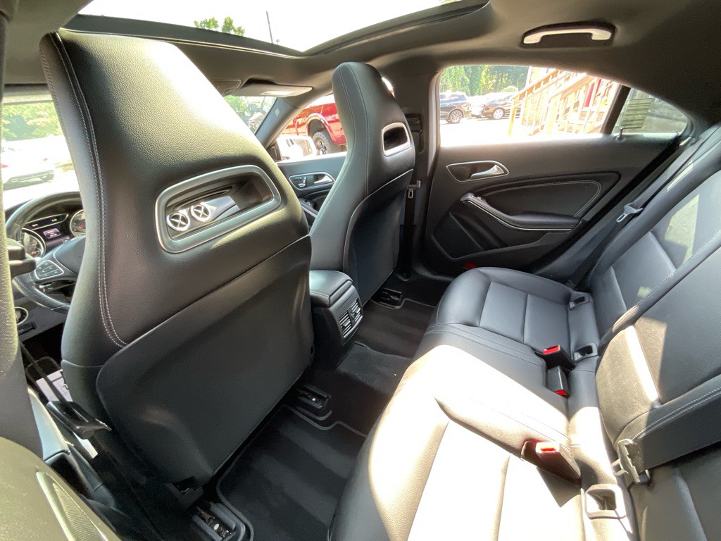 2019 Mercedes-Benz CLA-Class Image 28