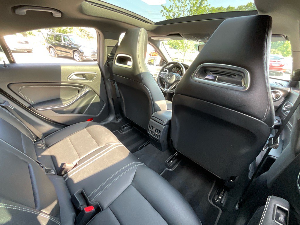 2019 Mercedes-Benz CLA-Class Image 31