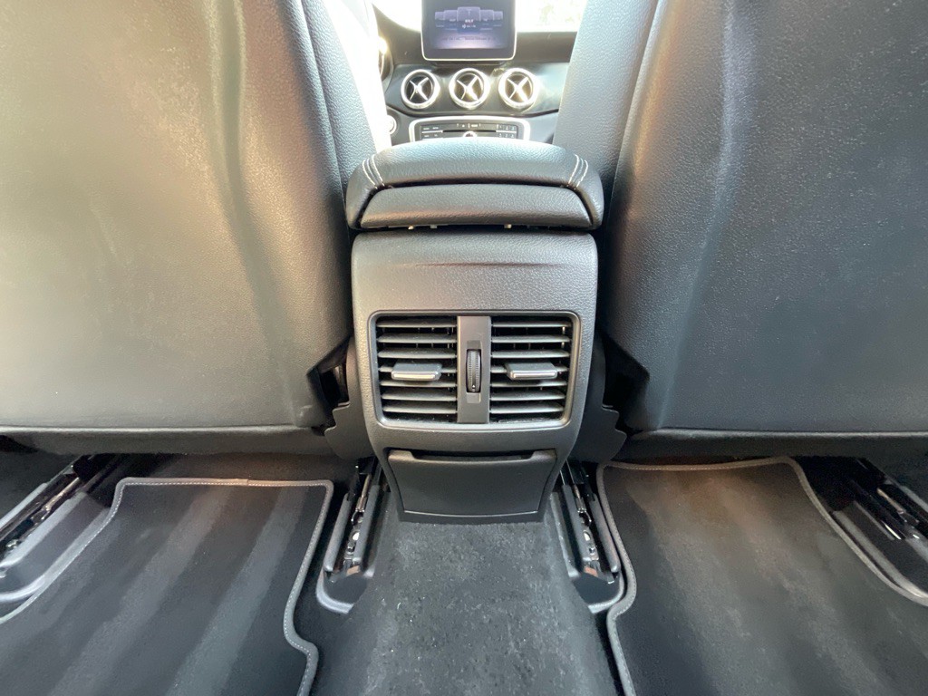 2019 Mercedes-Benz CLA-Class Image 34