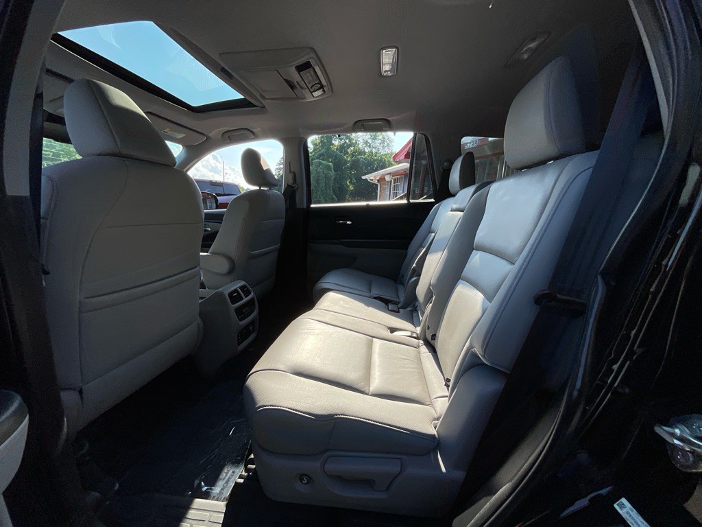 2016 Honda Pilot Image 30