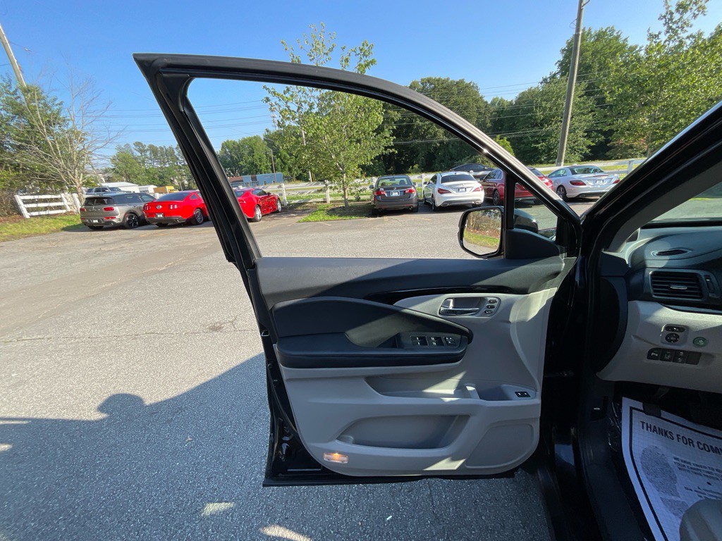 2016 Honda Pilot Image 46