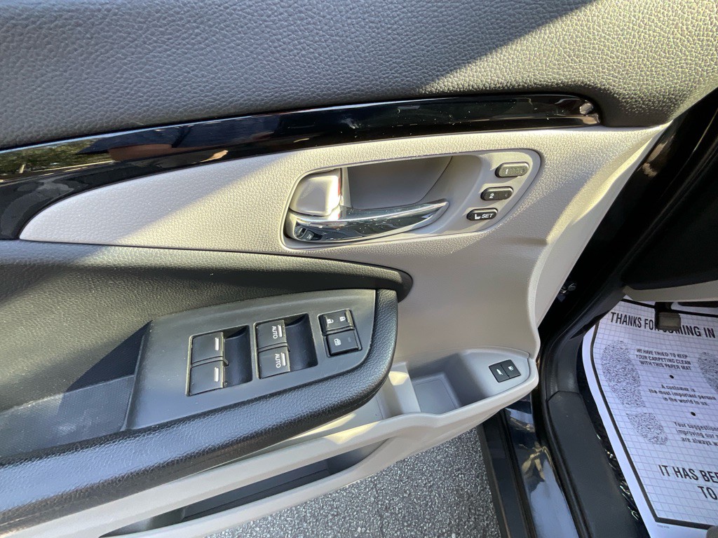 2016 Honda Pilot Image 47