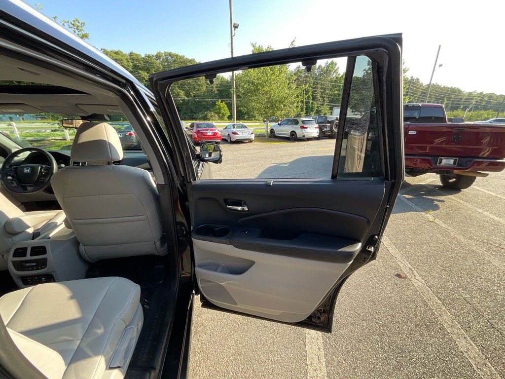 2016 Honda Pilot Image 51