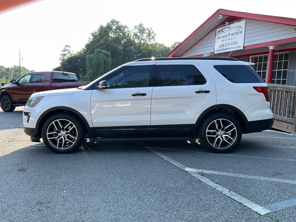 2019 Ford Explorer Image 8