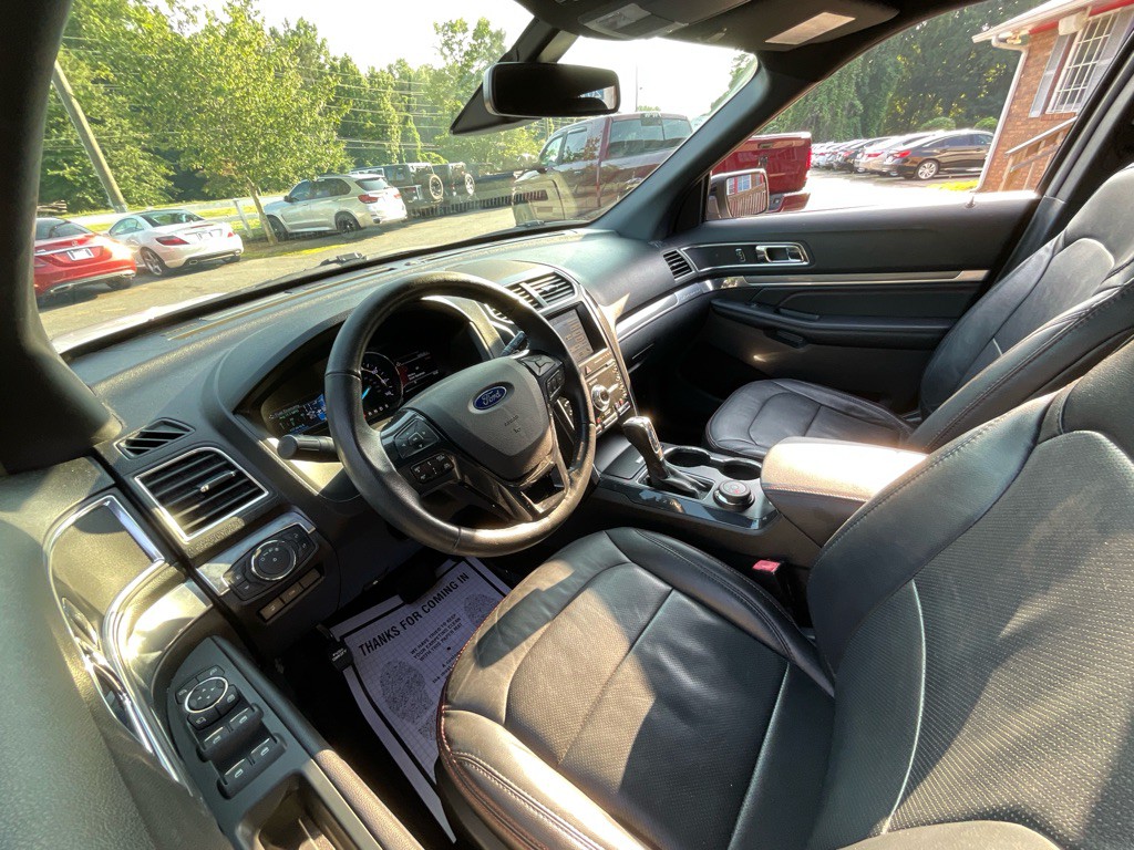2019 Ford Explorer Image 15