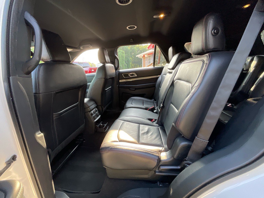 2019 Ford Explorer Image 29