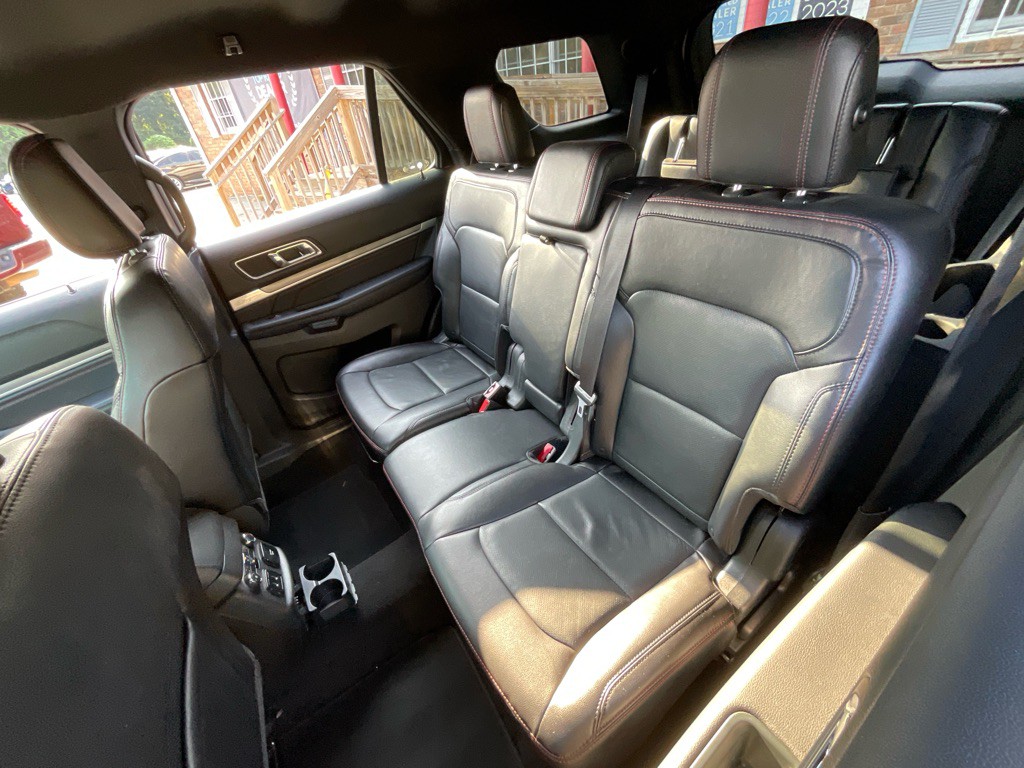 2019 Ford Explorer Image 31