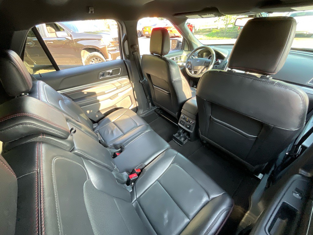 2019 Ford Explorer Image 33