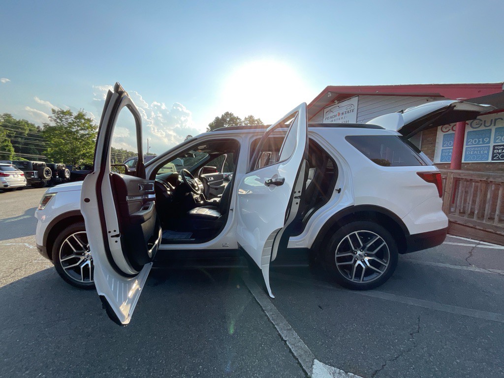 2019 Ford Explorer Image 39