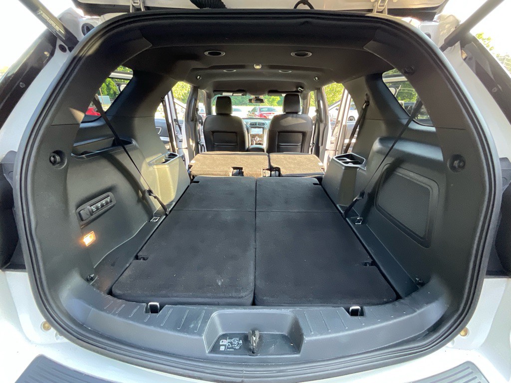 2019 Ford Explorer Image 42
