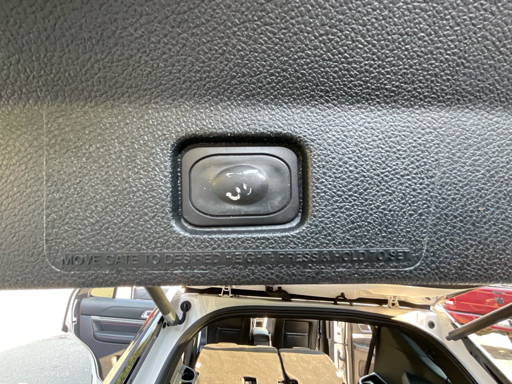 2019 Ford Explorer Image 44