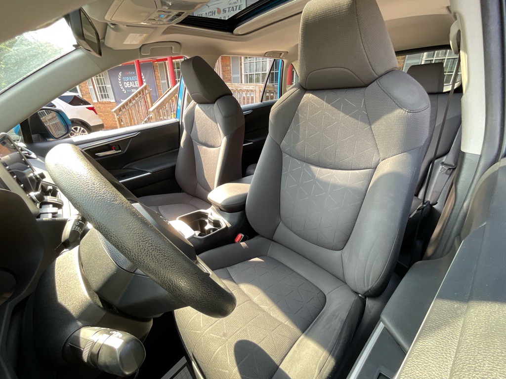 2019 Toyota Rav4 Image 16