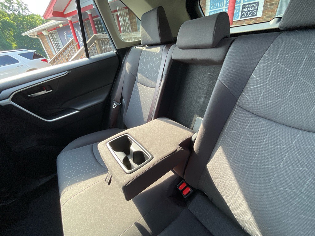 2019 Toyota Rav4 Image 35