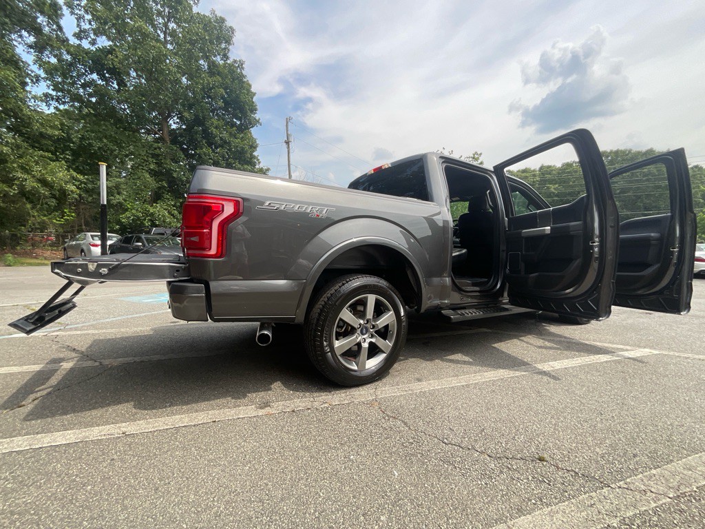 2015 Ford F-150 Image 38