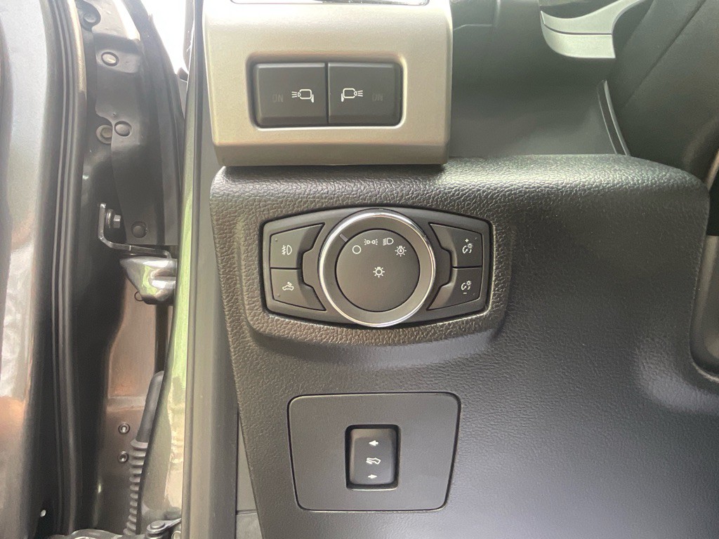 2015 Ford F-150 Image 43