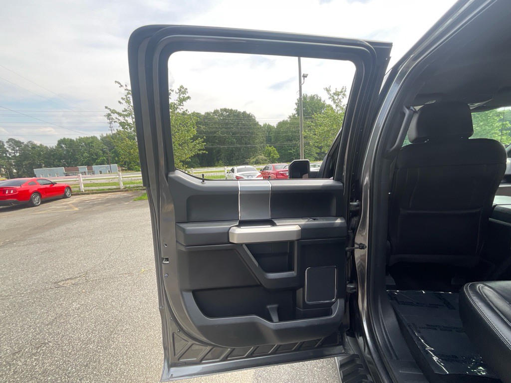 2015 Ford F-150 Image 45