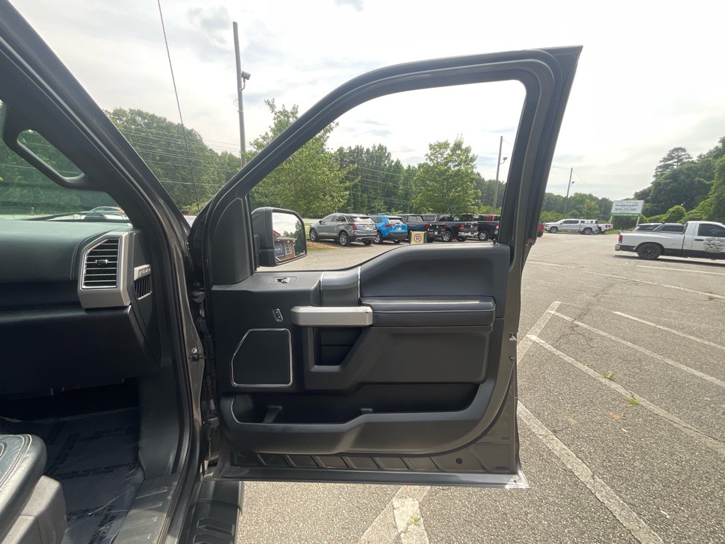 2015 Ford F-150 Image 46