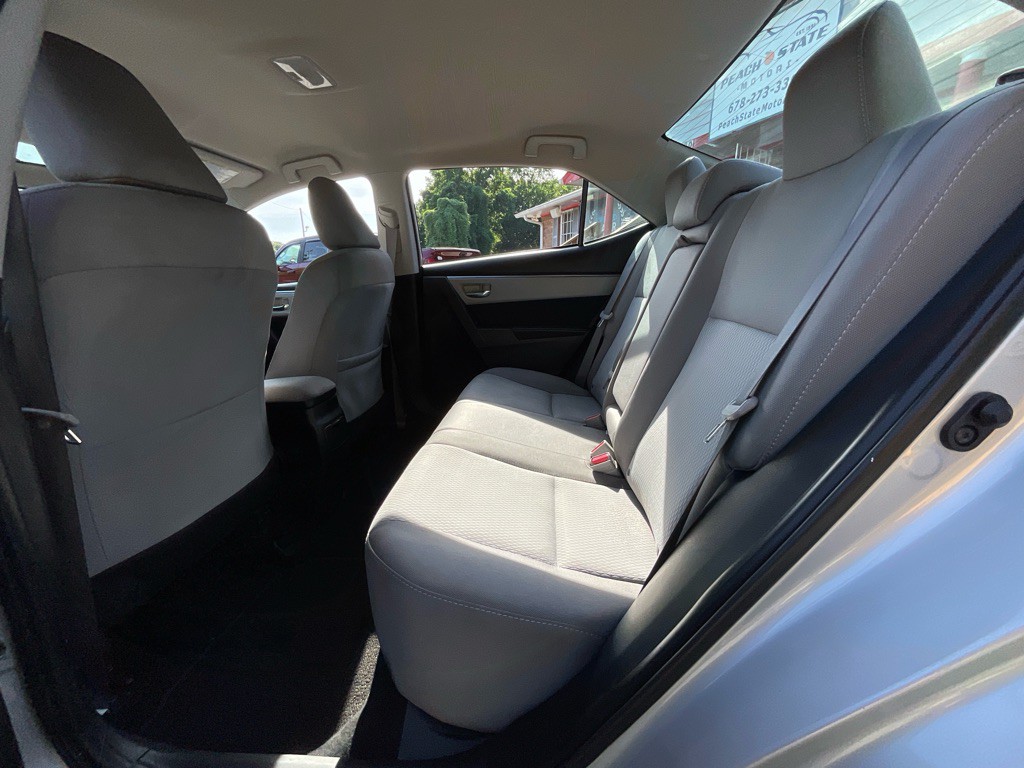 2015 Toyota Corolla Image 27