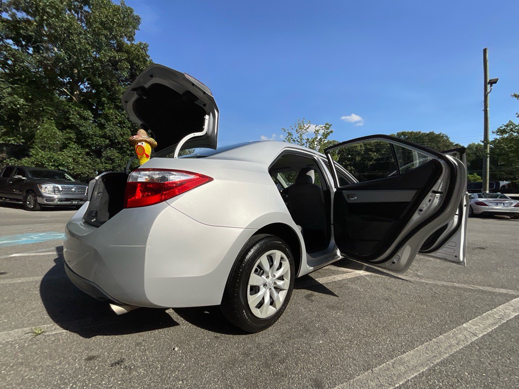 2015 Toyota Corolla Image 34