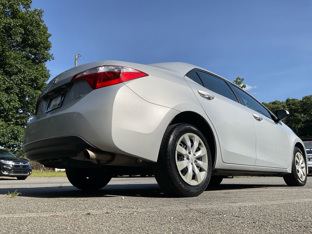 2015 Toyota Corolla Image 44