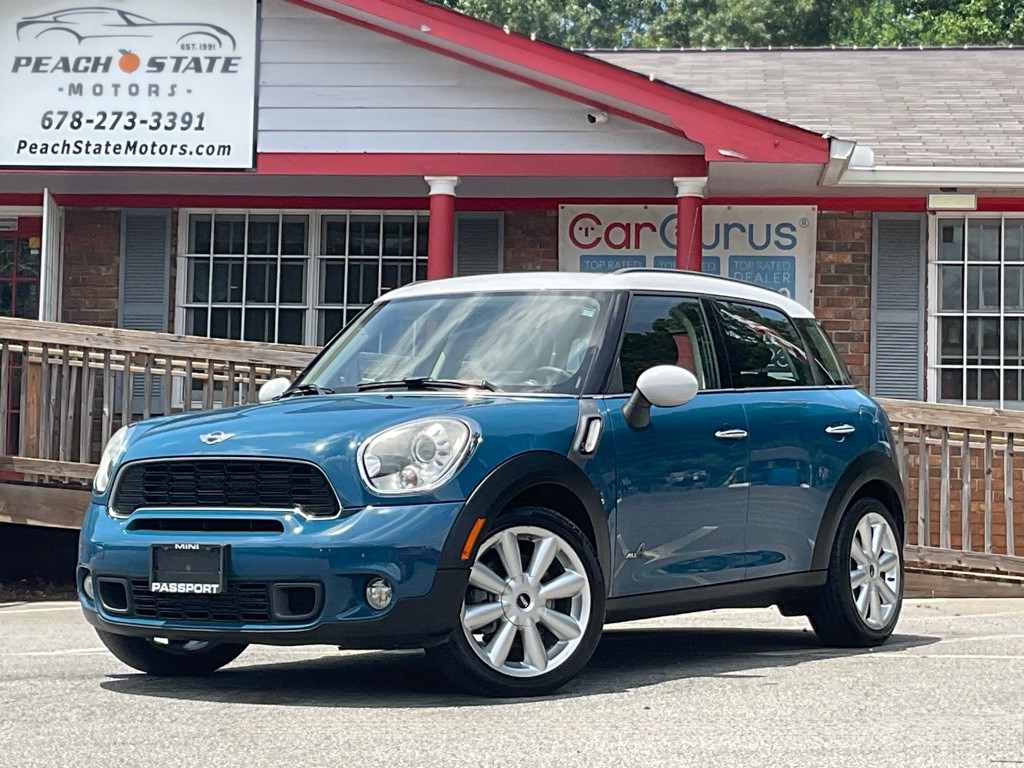 2011 MINI Cooper Image 1