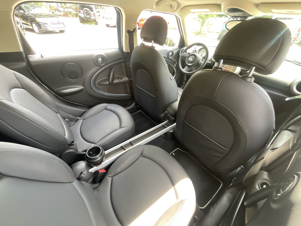 2011 MINI Cooper Image 29