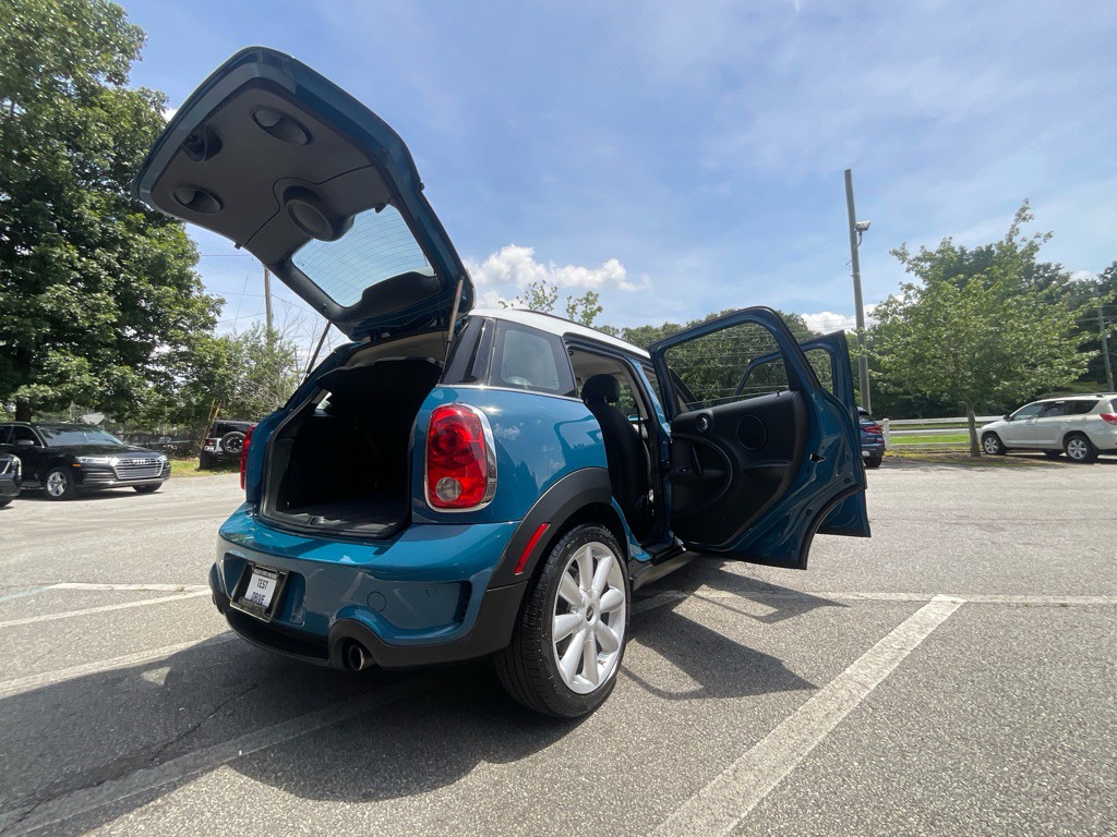 2011 MINI Cooper Image 32