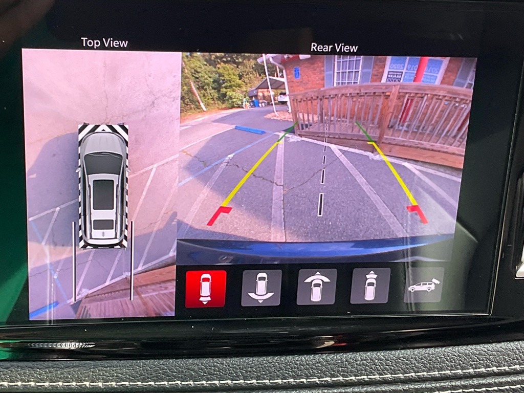 2023 Chrysler Pacifica Image 25