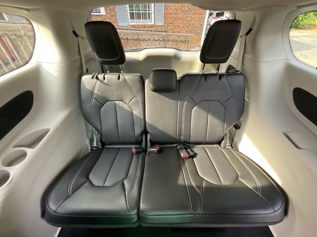 2023 Chrysler Pacifica Image 34