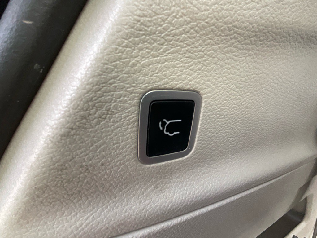 2023 Chrysler Pacifica Image 40