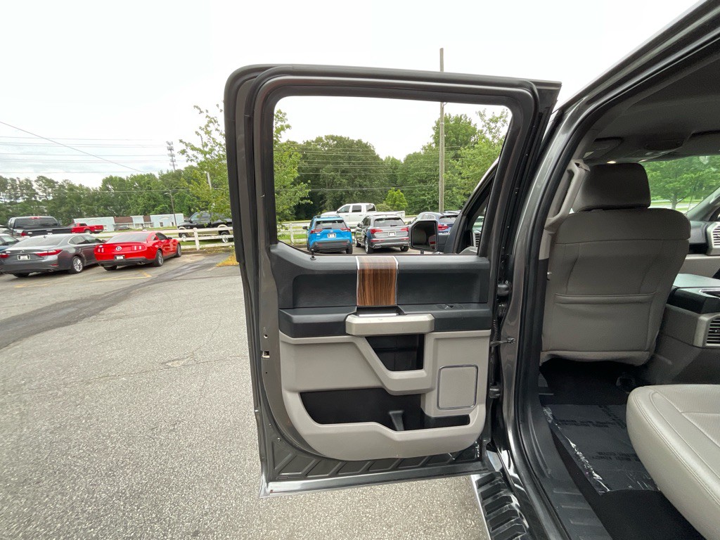 2016 Ford F-150 Image 46