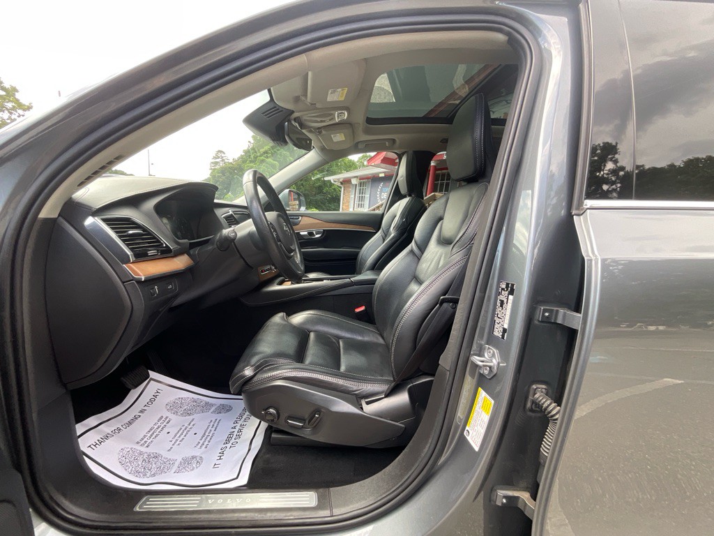 2019 Volvo XC90 Image 14