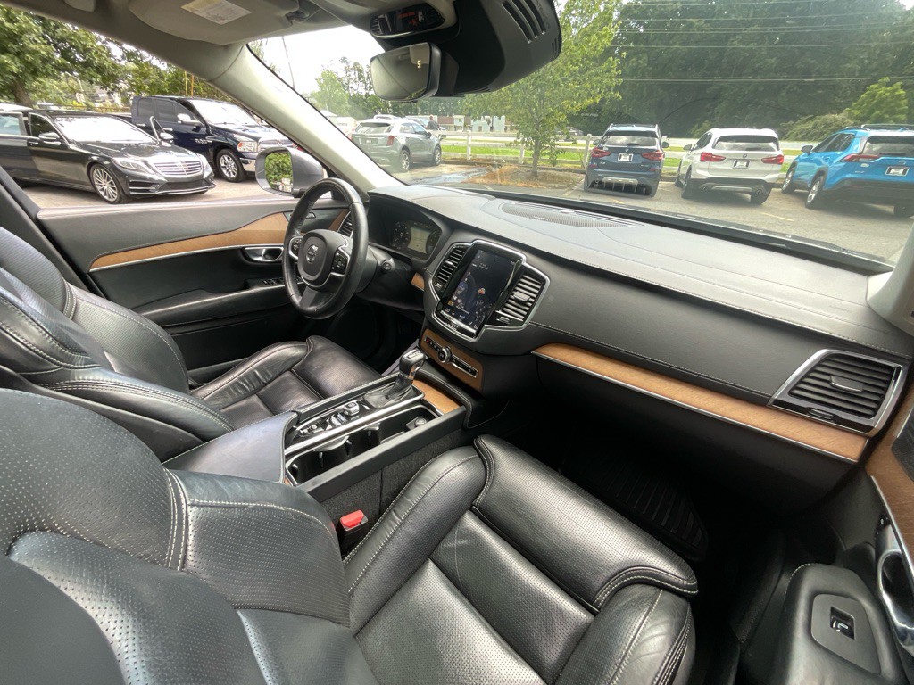 2019 Volvo XC90 Image 18