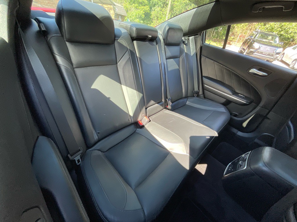 2015 Dodge Charger Image 34
