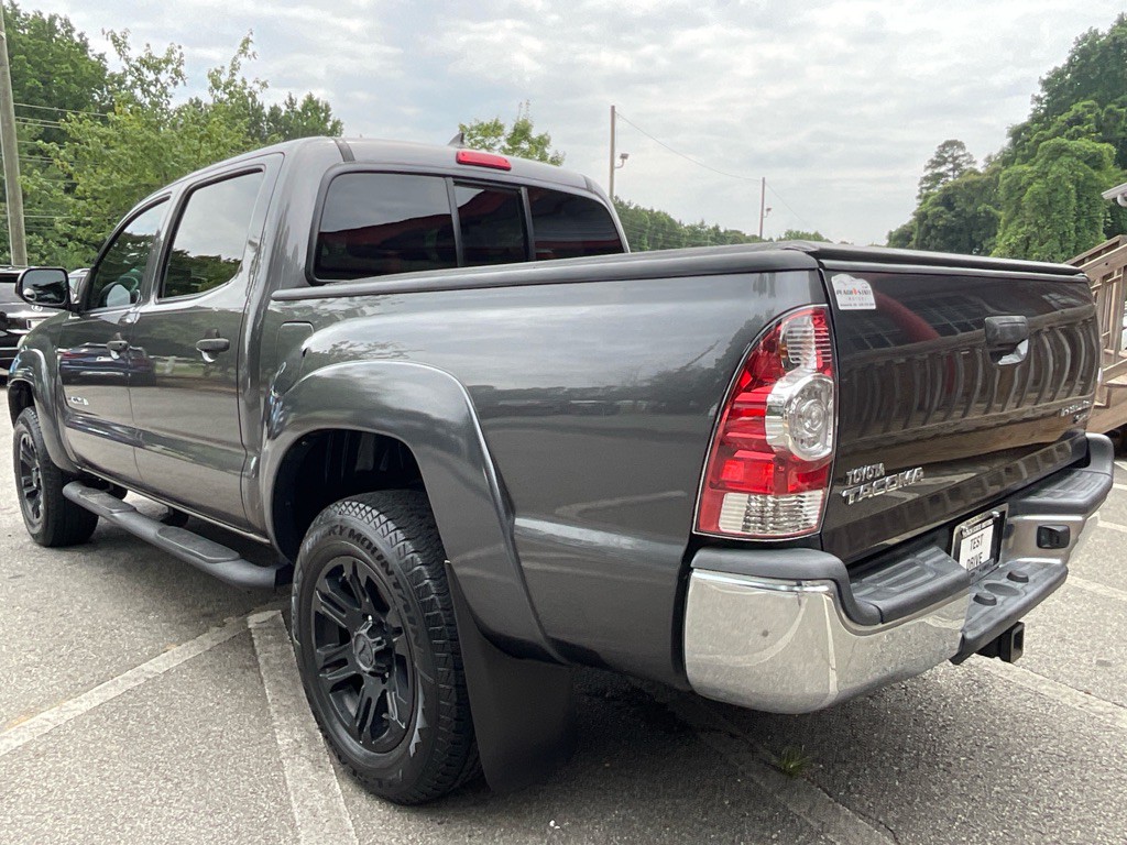 2015 Toyota Tacoma Image 7
