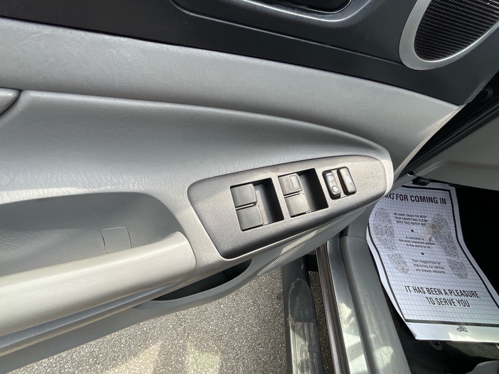 2015 Toyota Tacoma Image 41