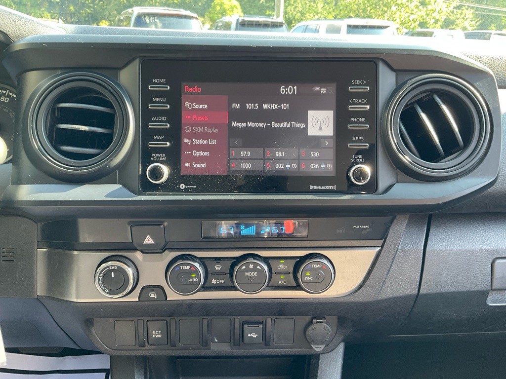 2022 Toyota Tacoma Image 22