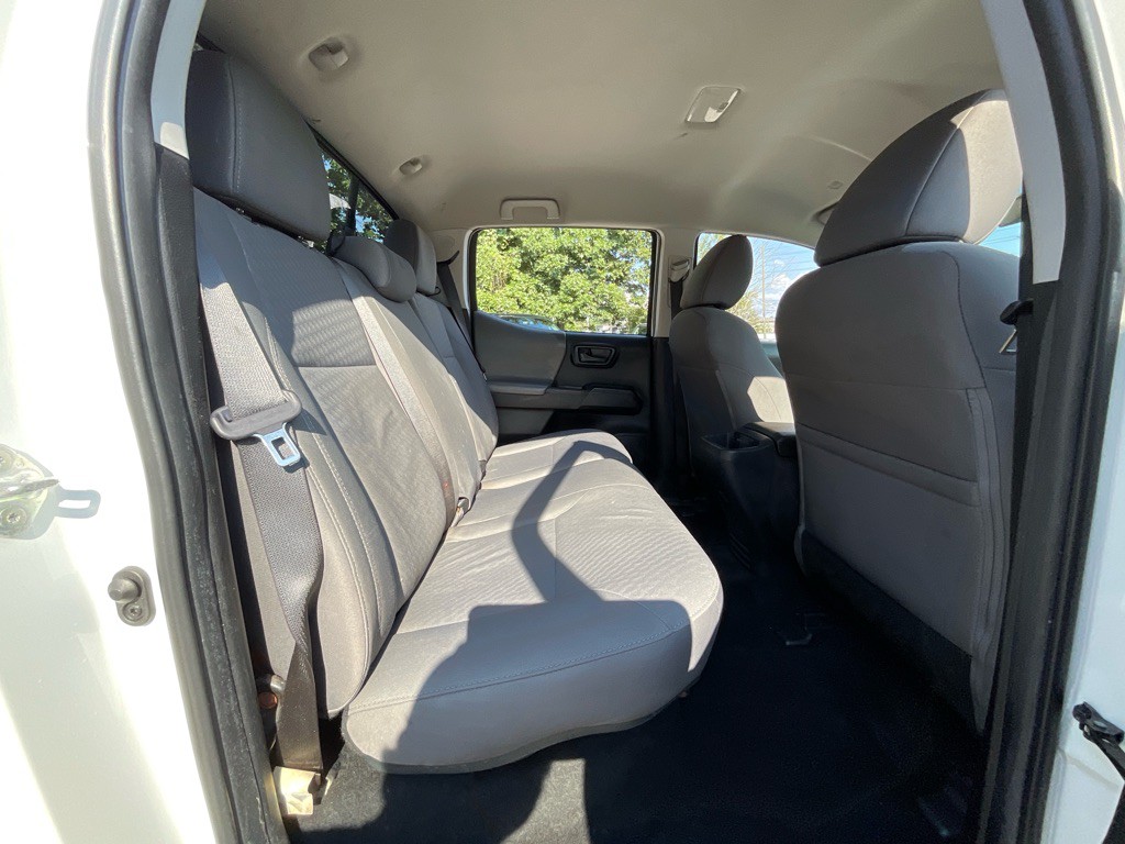 2022 Toyota Tacoma Image 30