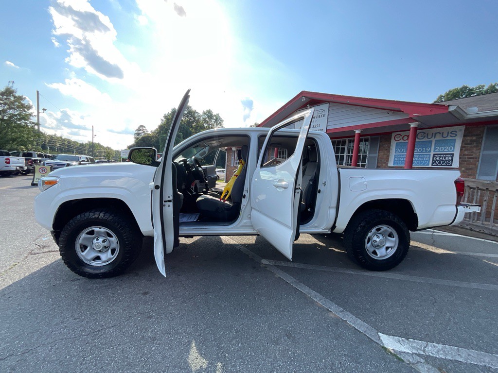 2022 Toyota Tacoma Image 34