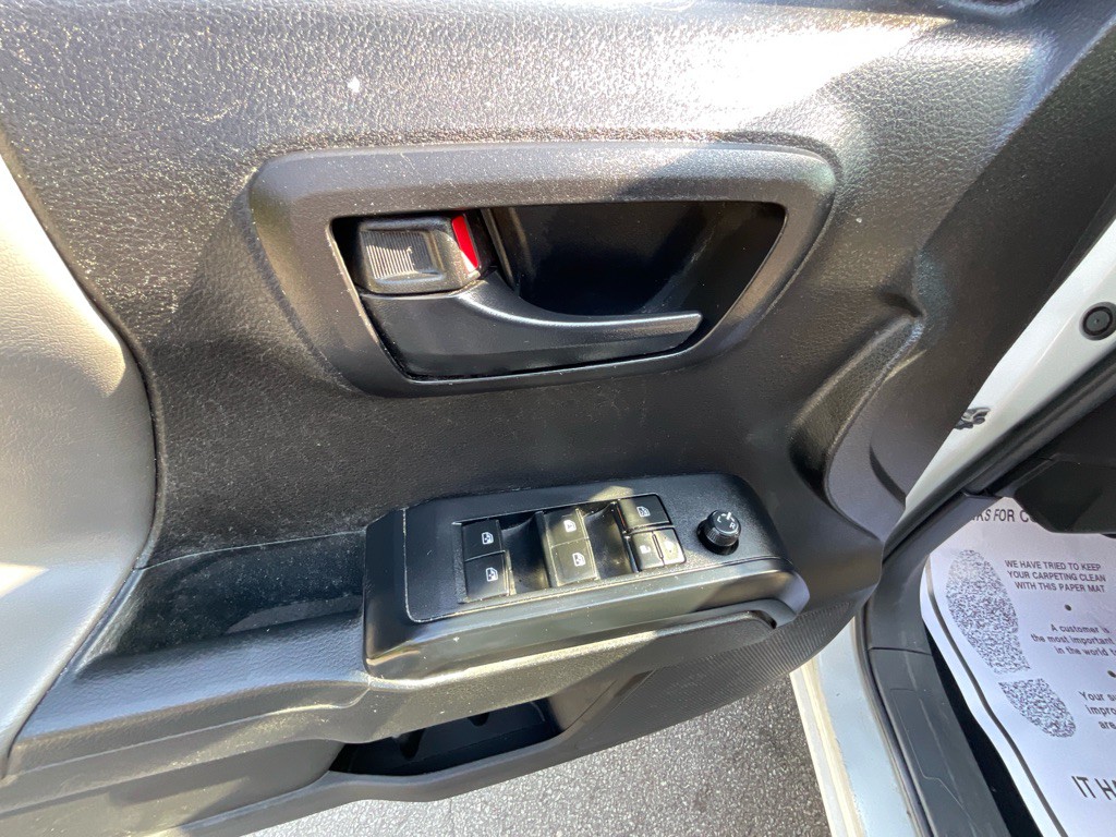 2022 Toyota Tacoma Image 37